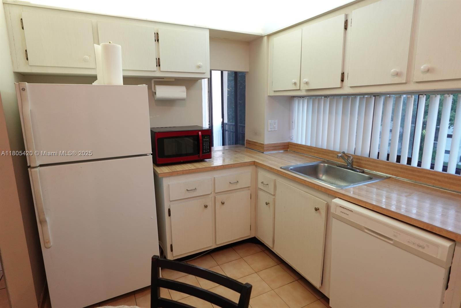 17011 N Bay Rd 408 Property Photo 1