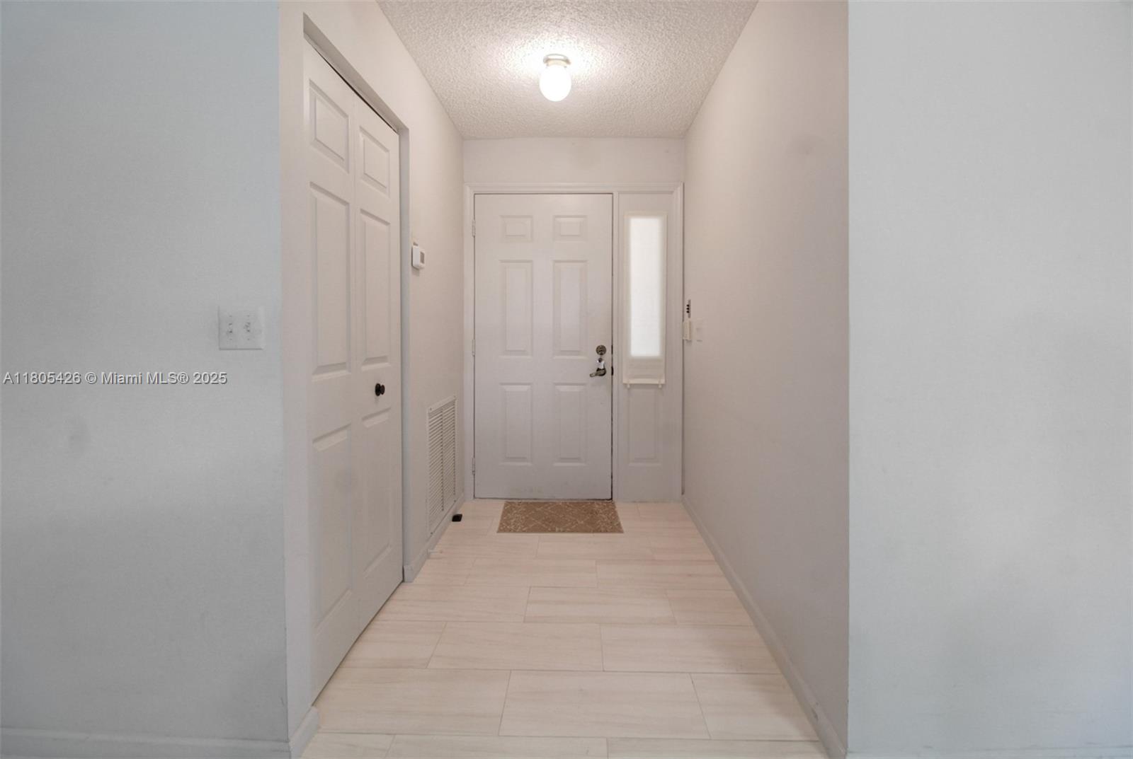 2597 Se 7th Ct Property Photo 7