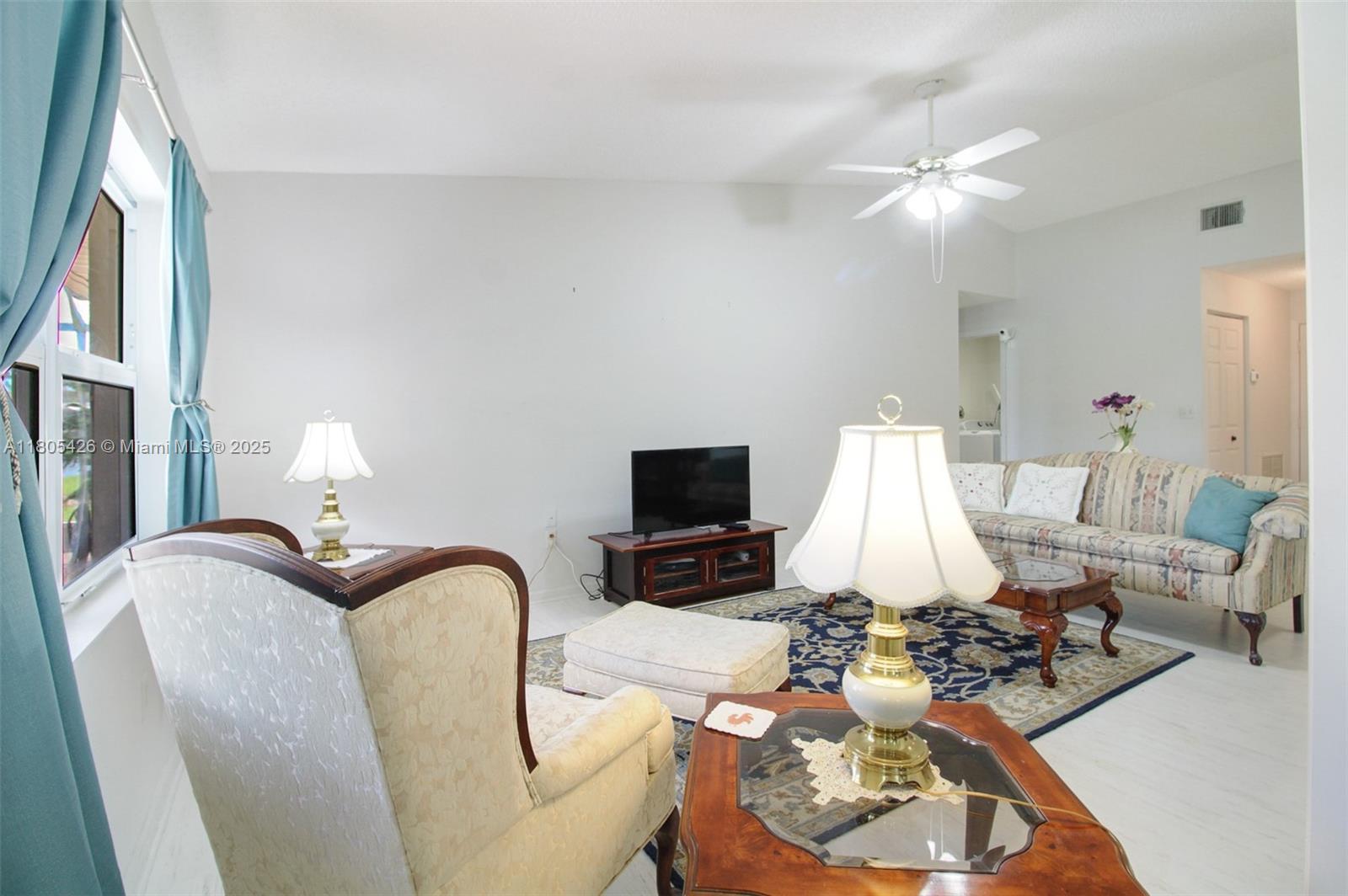 2597 Se 7th Ct Property Photo 12