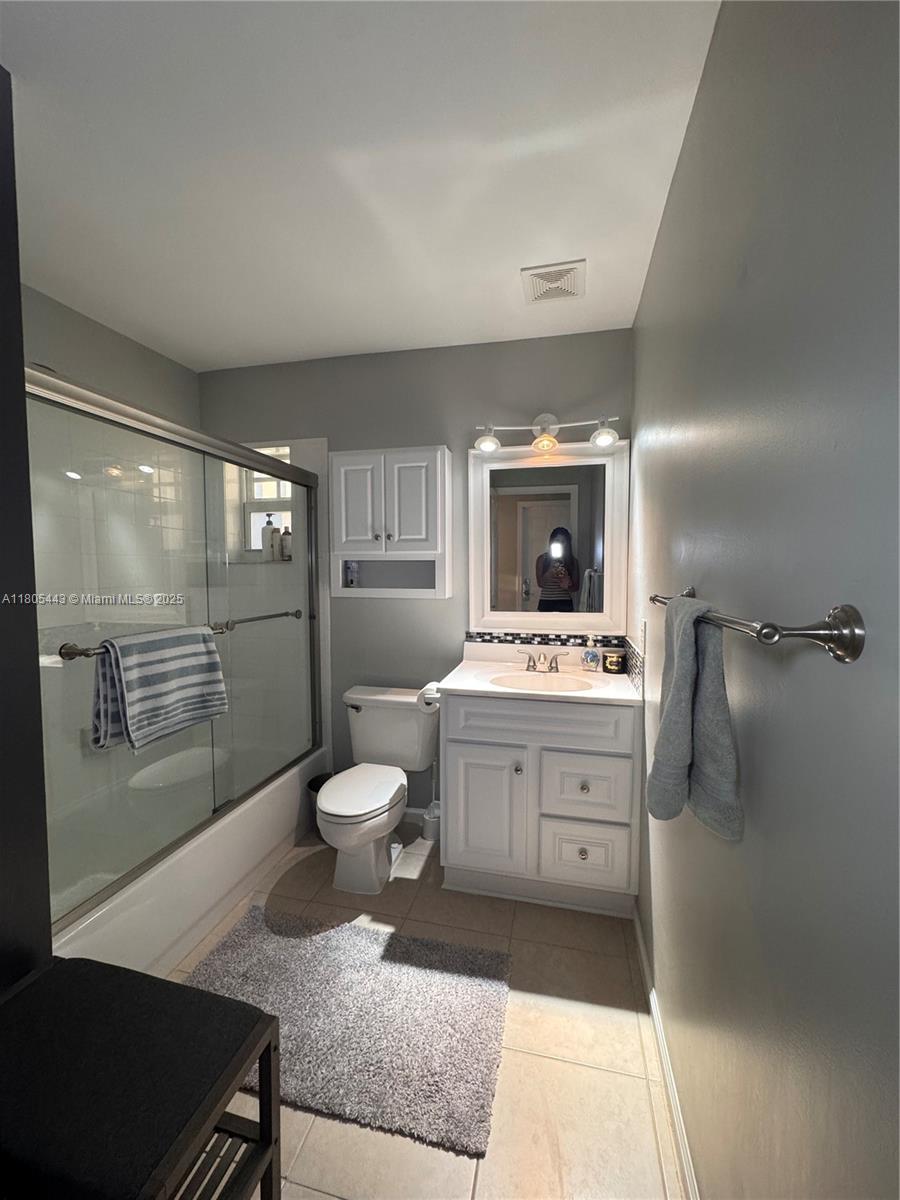 475 Se 20th Ln Property Photo 14