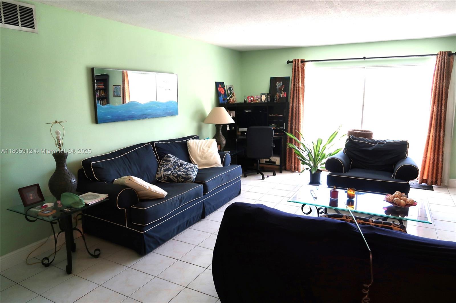 700 Layne Blvd 112 Property Photo 11