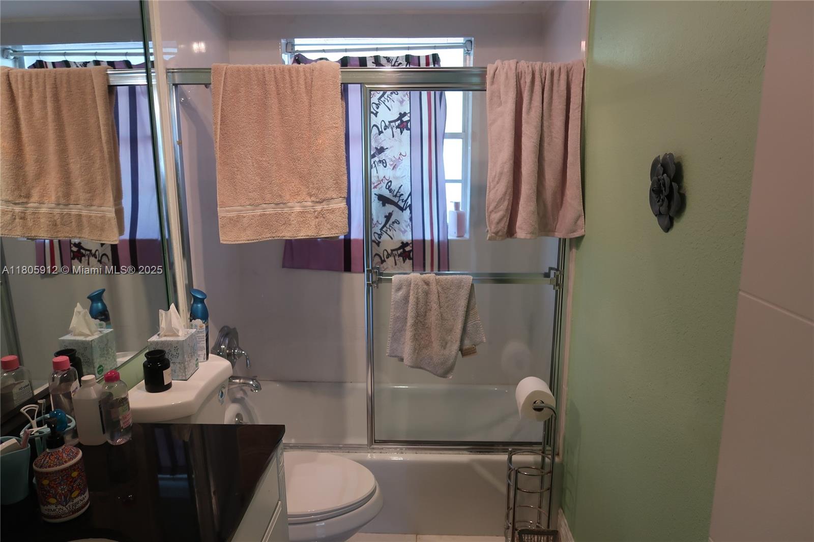 700 Layne Blvd 112 Property Photo 16