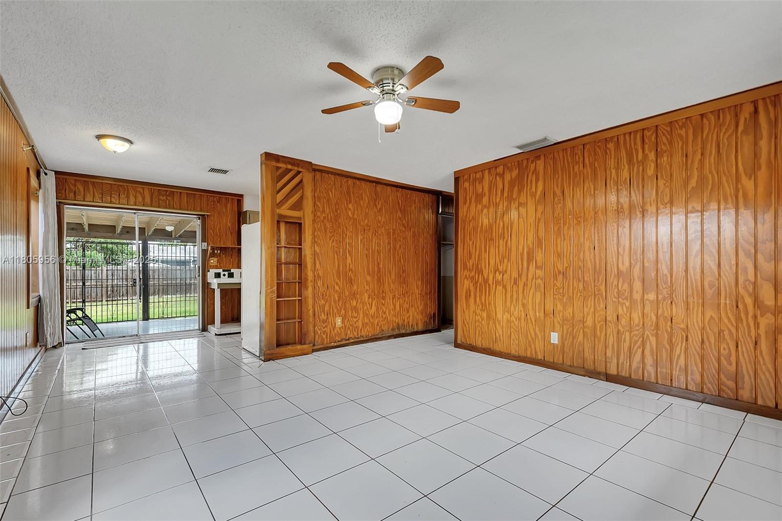 18711 Sw 308th St Property Photo 5