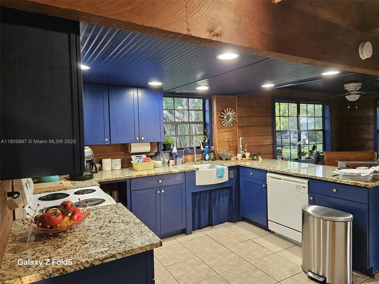 4070 E River Property Photo 11