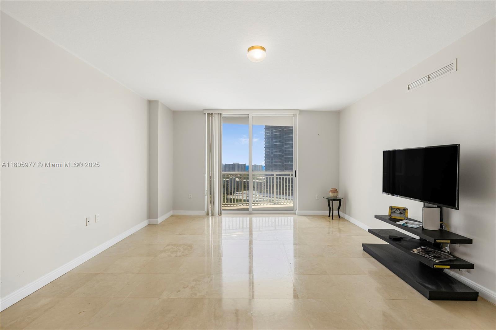 1755 E Hallandale Beach Blvd 1604e Property Photo 14