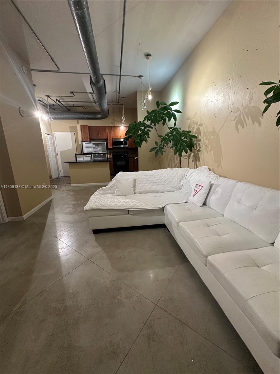 2001 Biscayne Blvd 3503 Property Photo 8
