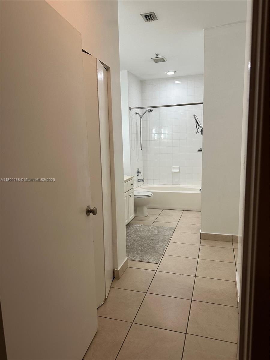 2001 Biscayne Blvd 3503 Property Photo 23