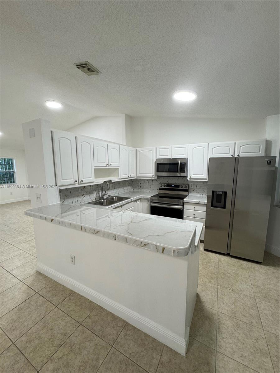 12828 Sw 267 St 0 Property Photo 3