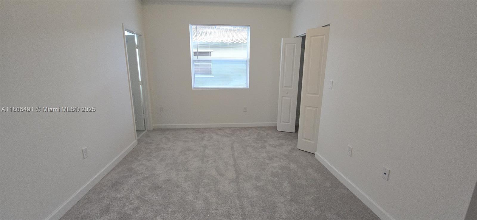 102 Se 11 Court Property Photo 12