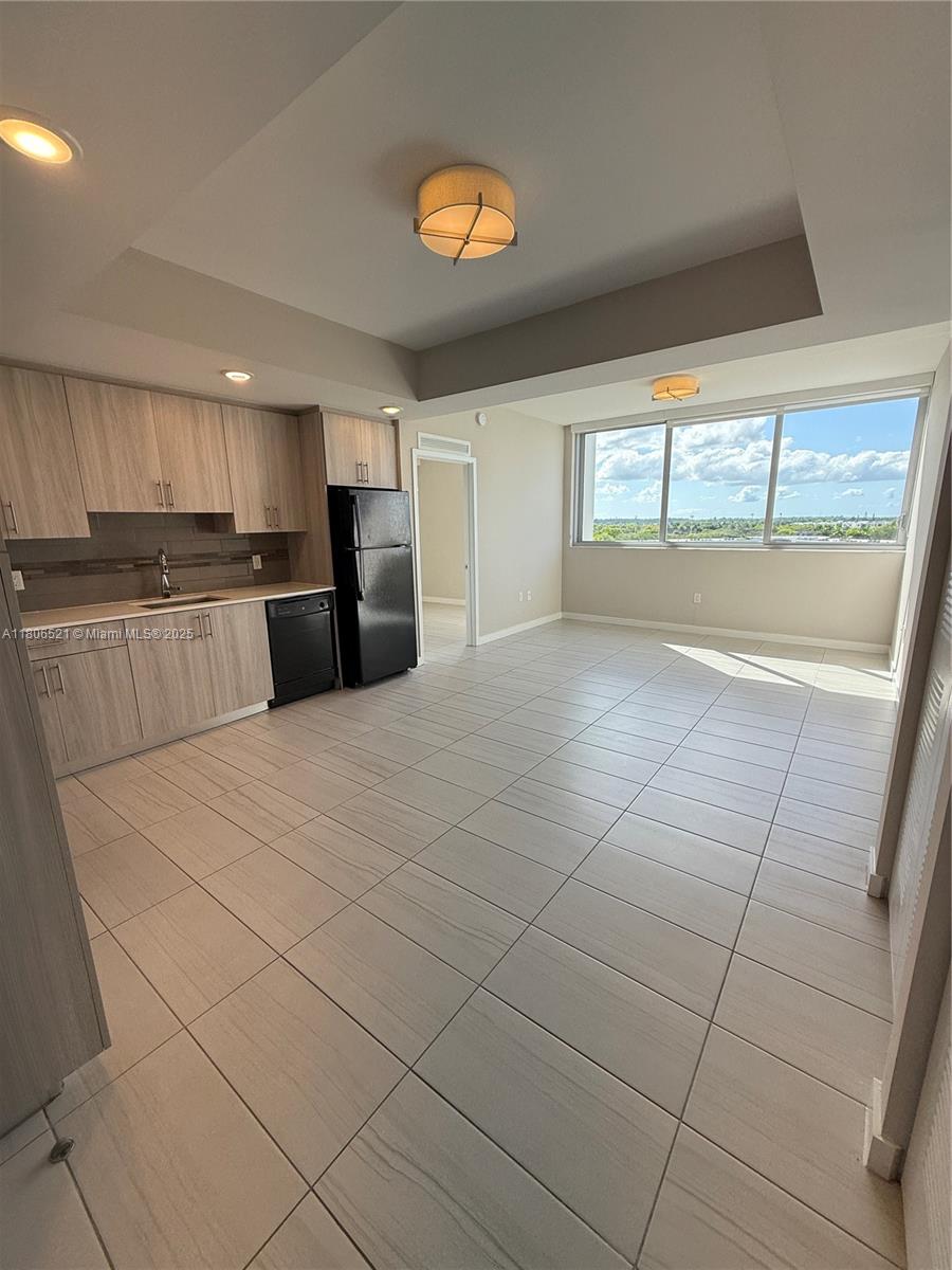 28250 S Dixie Hwy 611 Property Photo 8