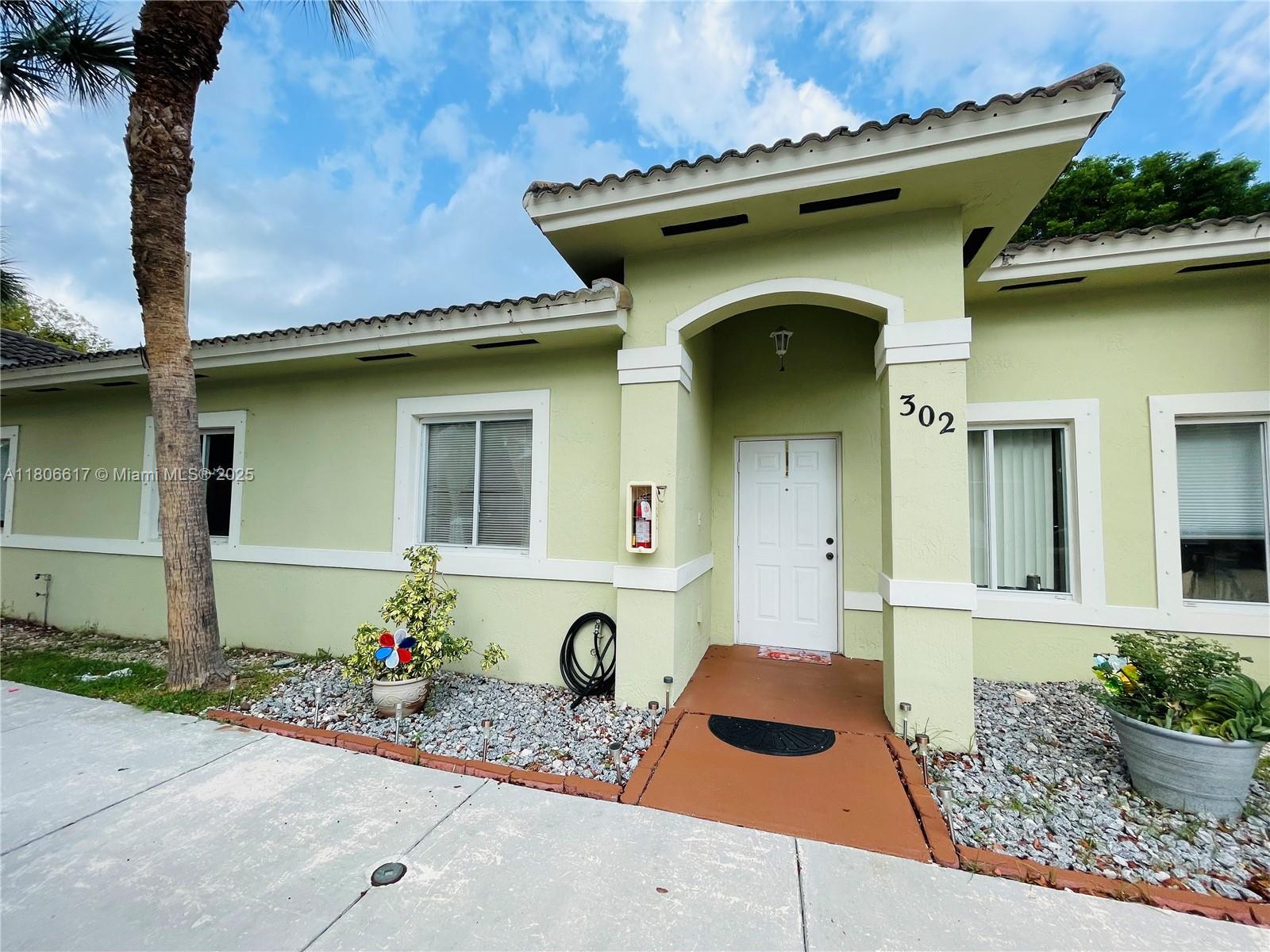 13276 Old Biscayne Dr 302 Property Photo 1