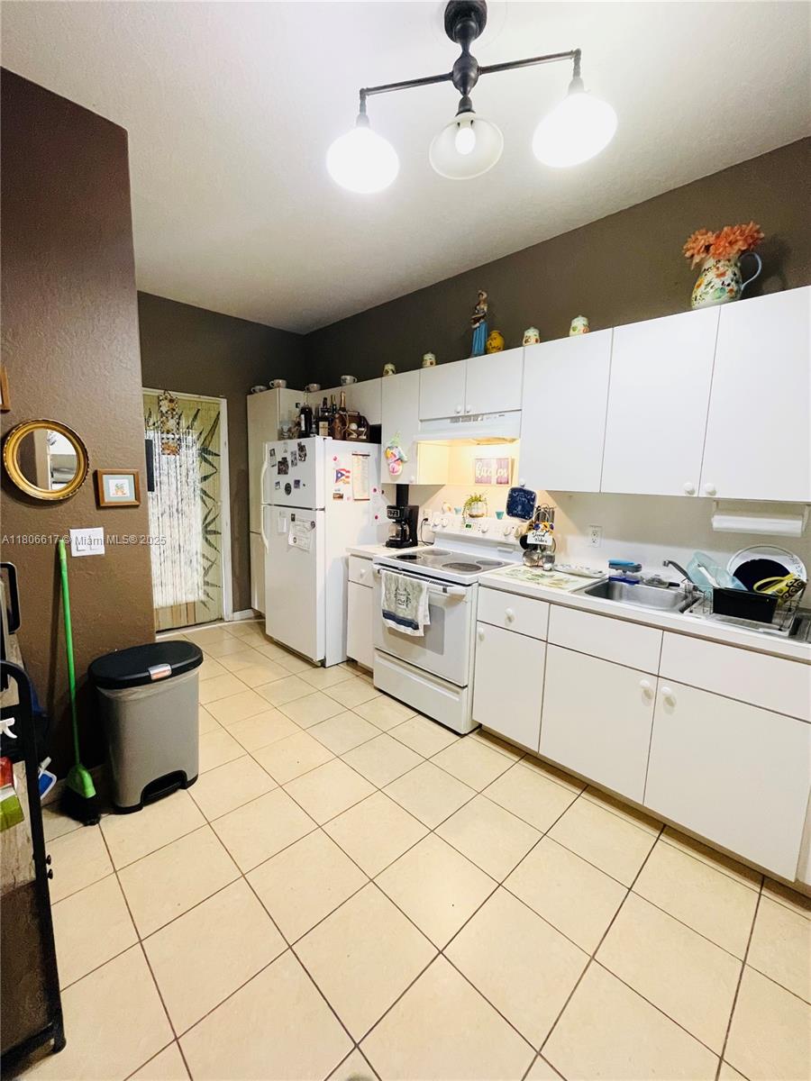 13276 Old Biscayne Dr 302 Property Photo 3