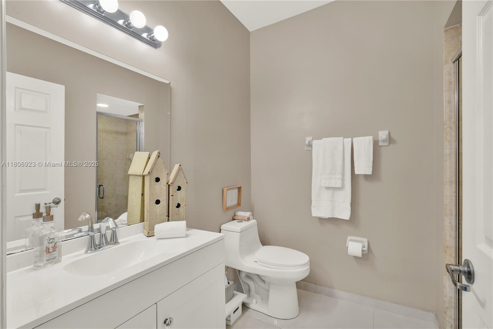 557 Se 37th Pl Property Photo 46