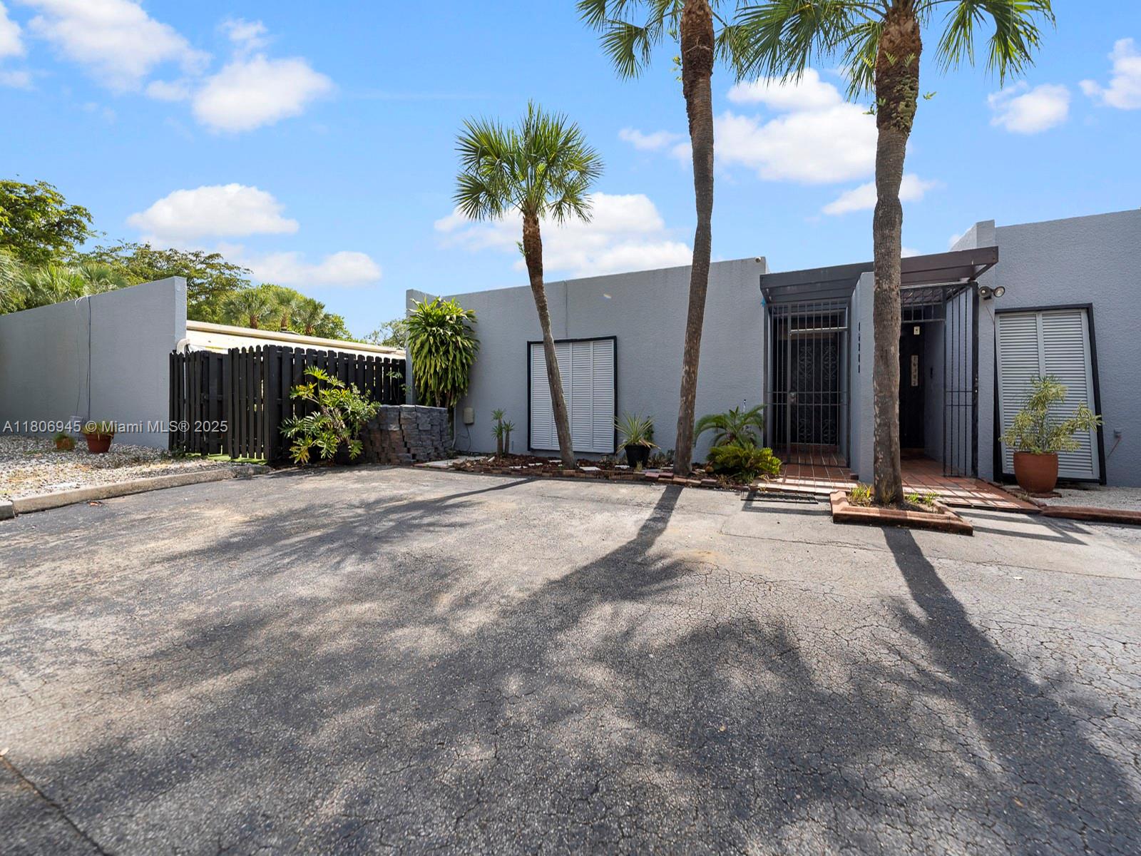 16380 Briar Patch Pl