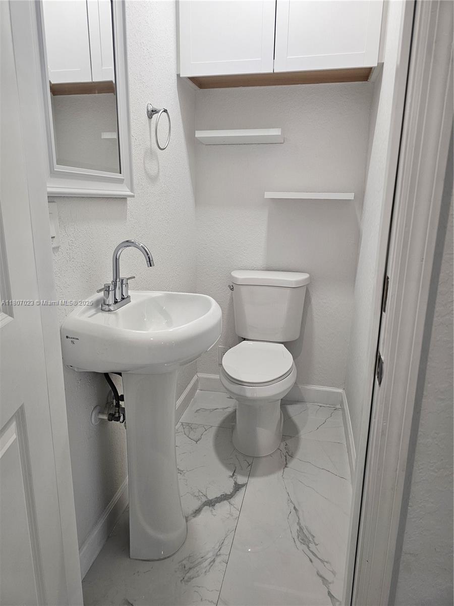 24721 Sw 112th Ct Property Photo 9
