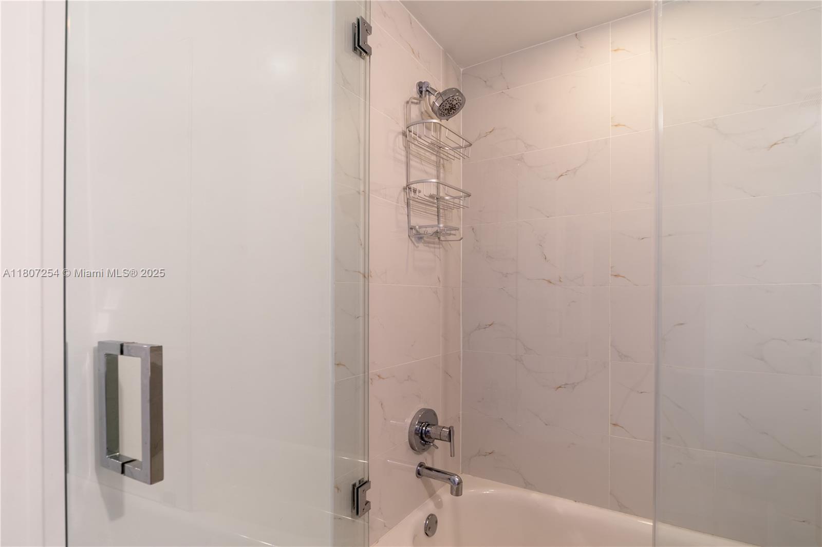 16385 Biscayne Blvd 417 Property Photo 10