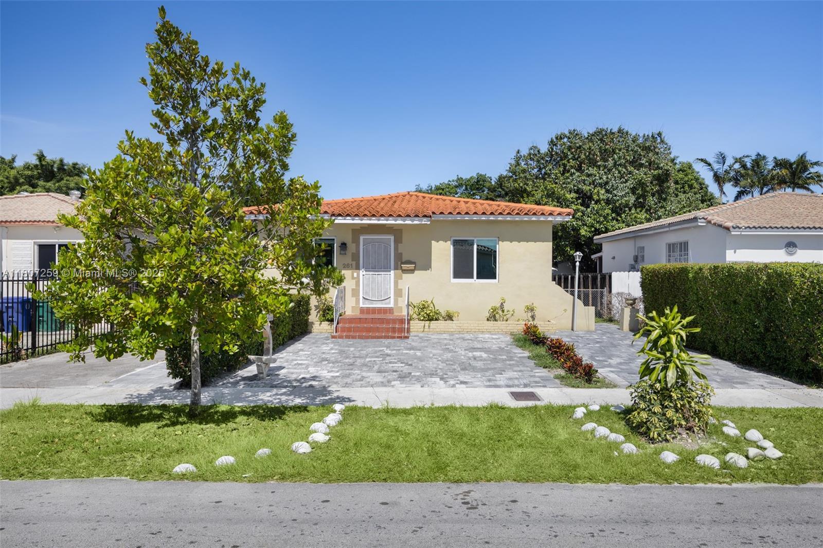 261 SW 48th Ct Main House