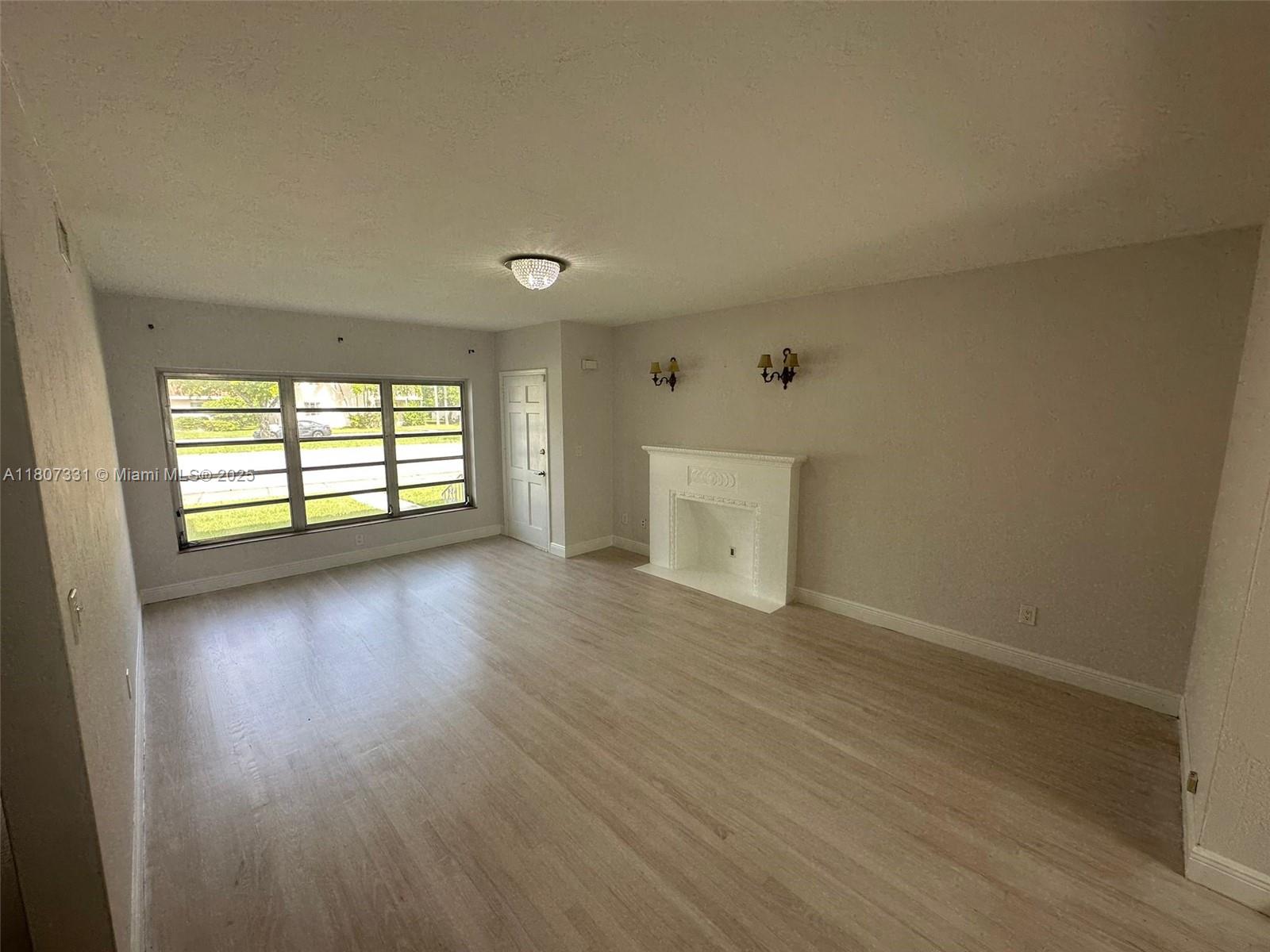 3621 Ponce De Leon Blvd Property Photo 4