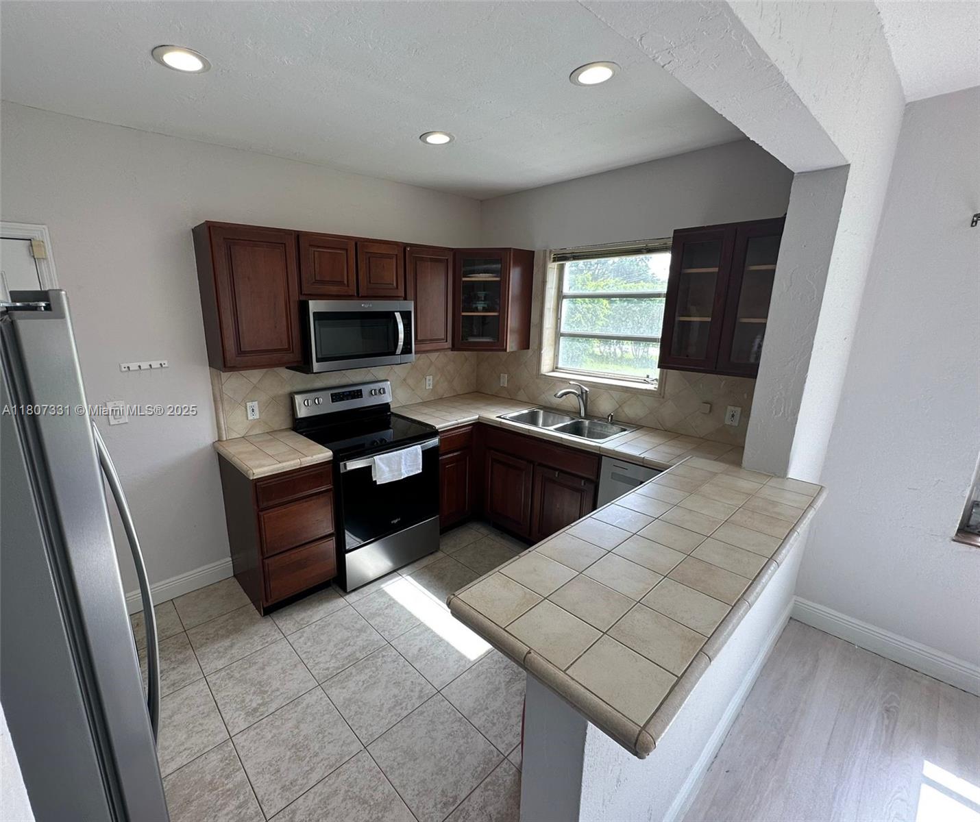 3621 Ponce De Leon Blvd Property Photo 7