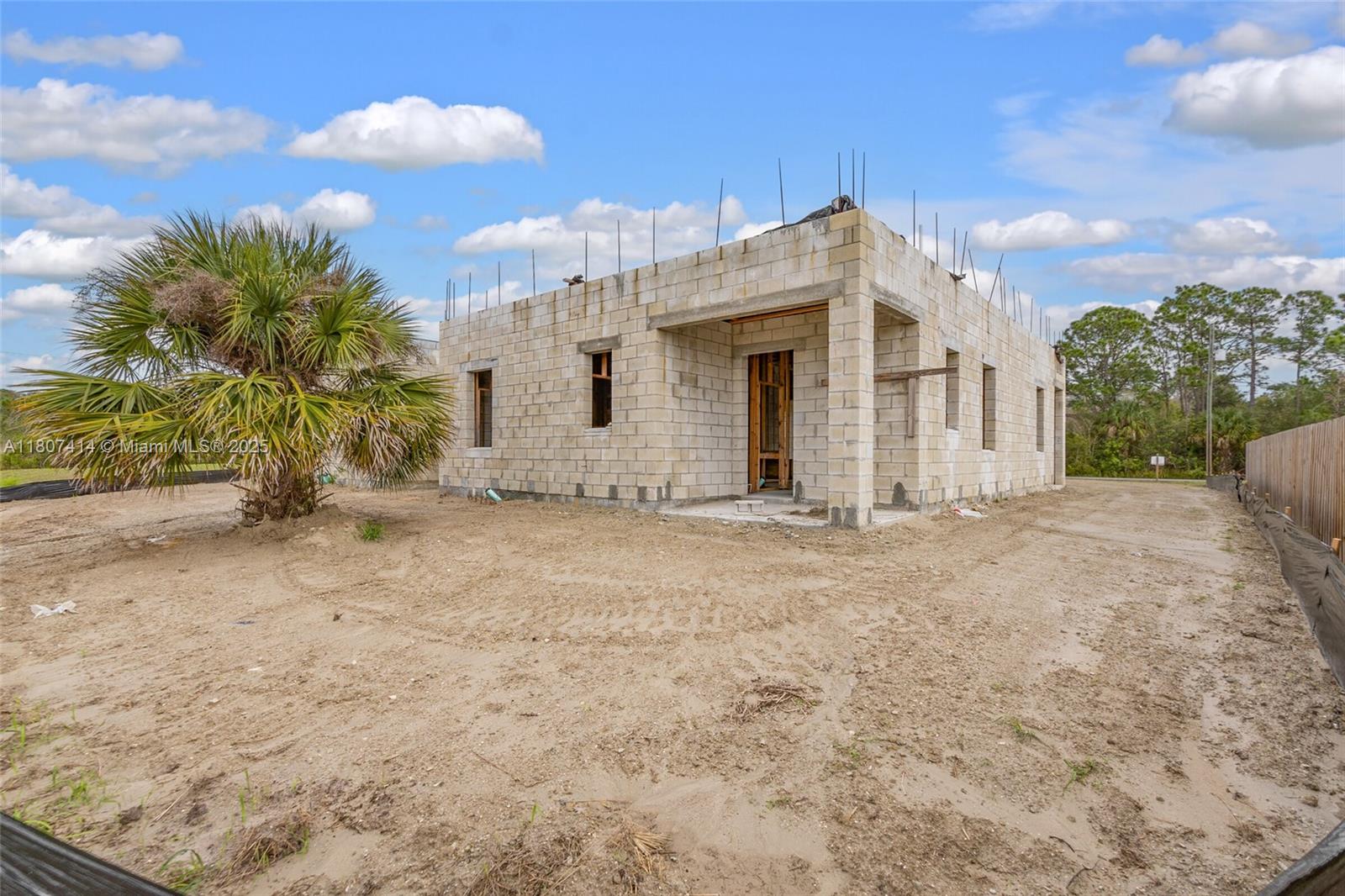 2826 2830 Hester Ave Property Photo 15