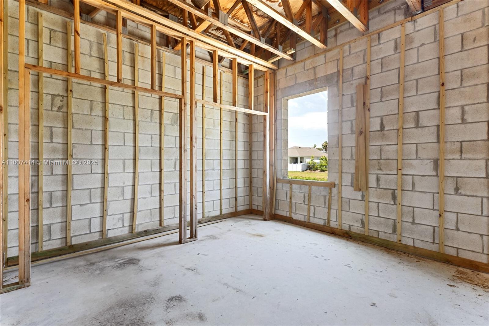 2826 2830 Hester Ave Property Photo 35