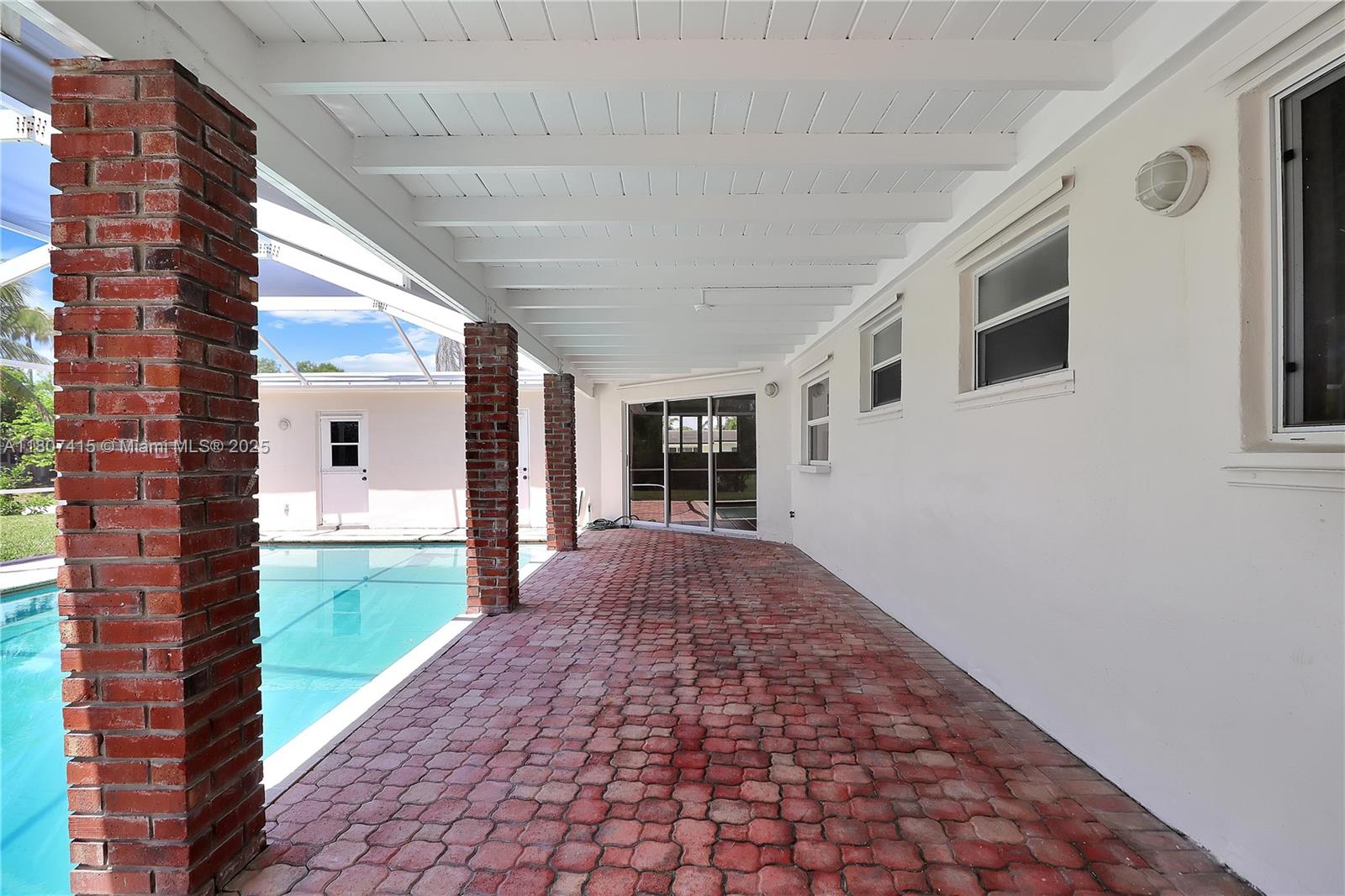 17535 Sw 91st Ave Property Photo 24