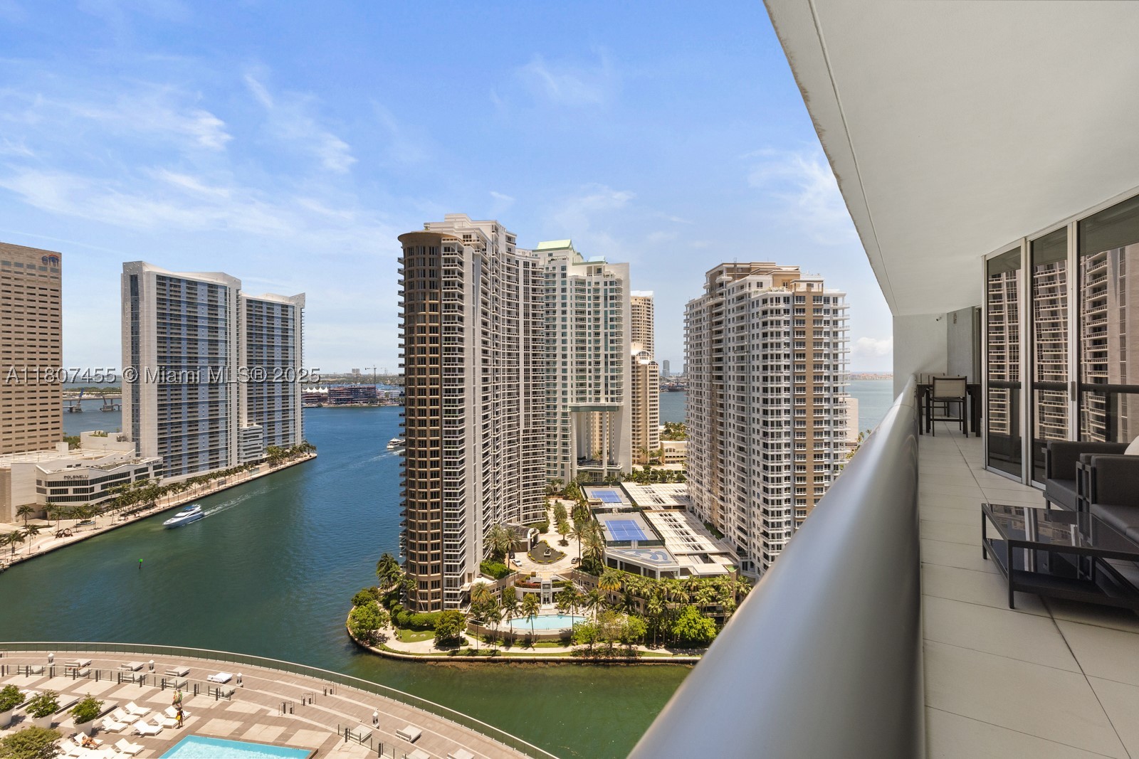 495 Brickell Ave 2304 Property Photo 2