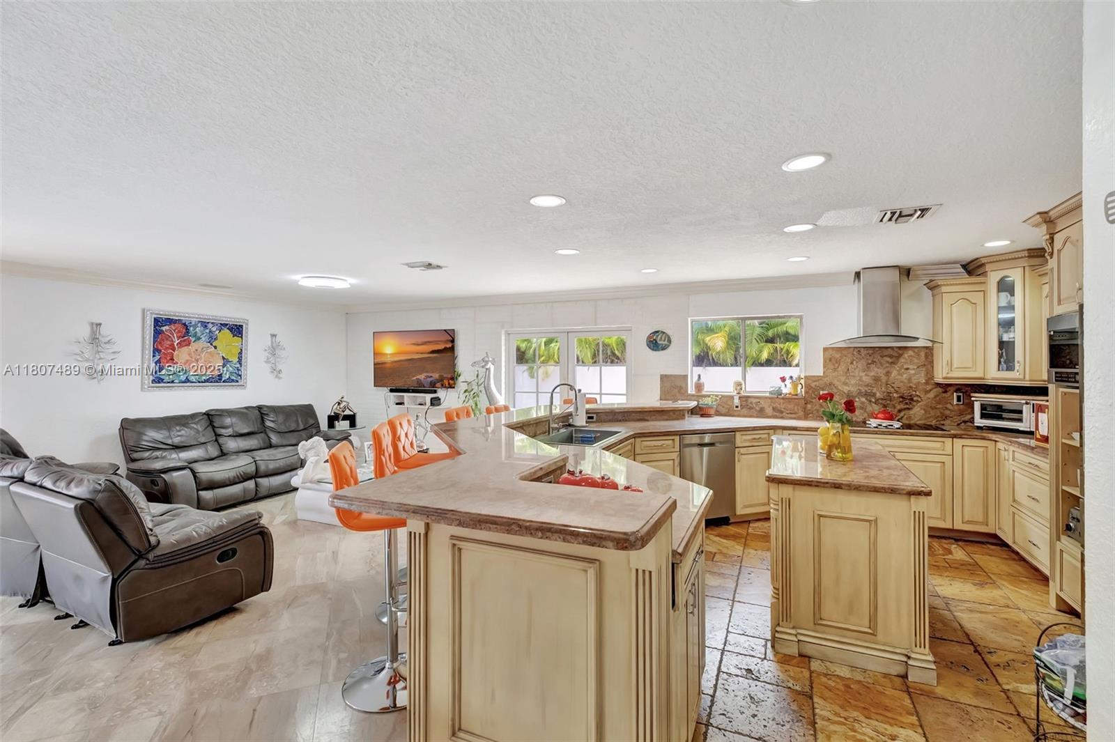 8360 Nw 159th Ter Property Photo 10