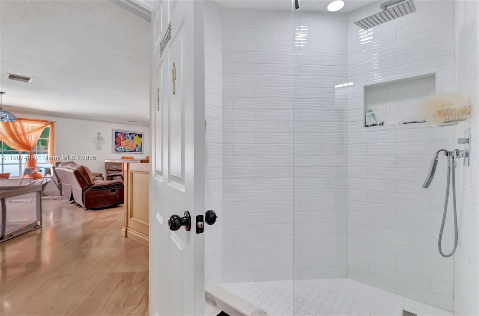 8360 Nw 159th Ter Property Photo 40