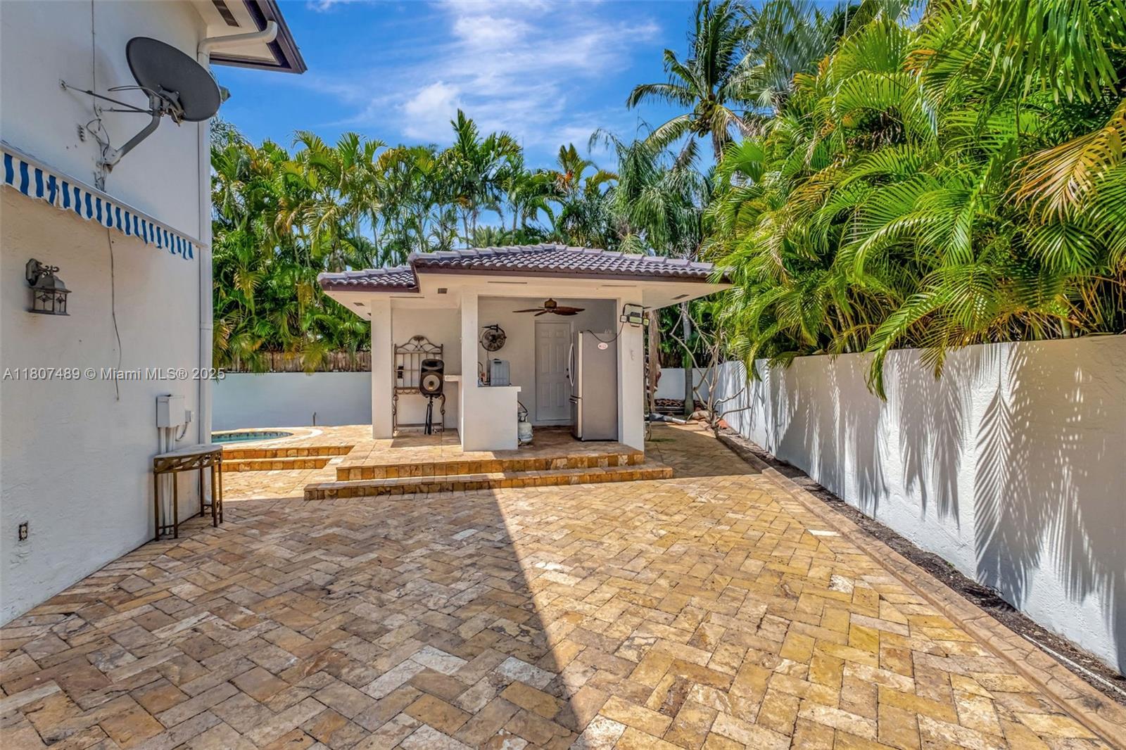 8360 Nw 159th Ter Property Photo 45