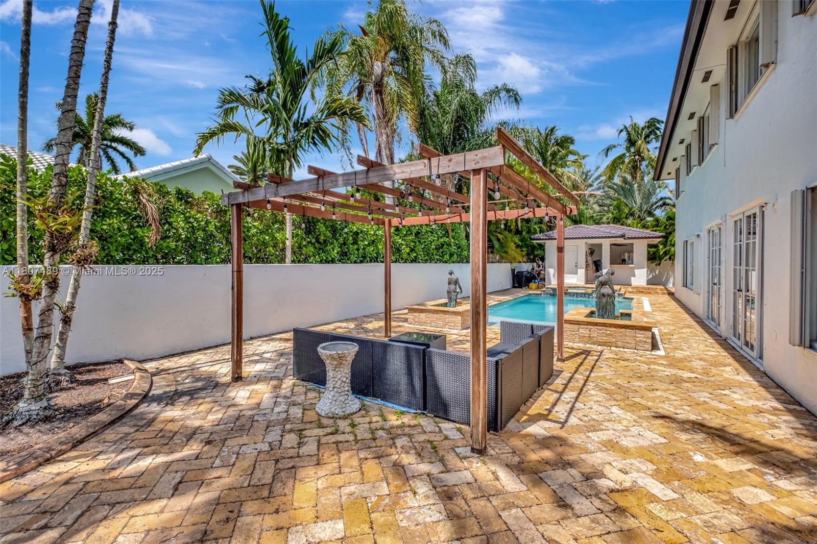 8360 Nw 159th Ter Property Photo 46