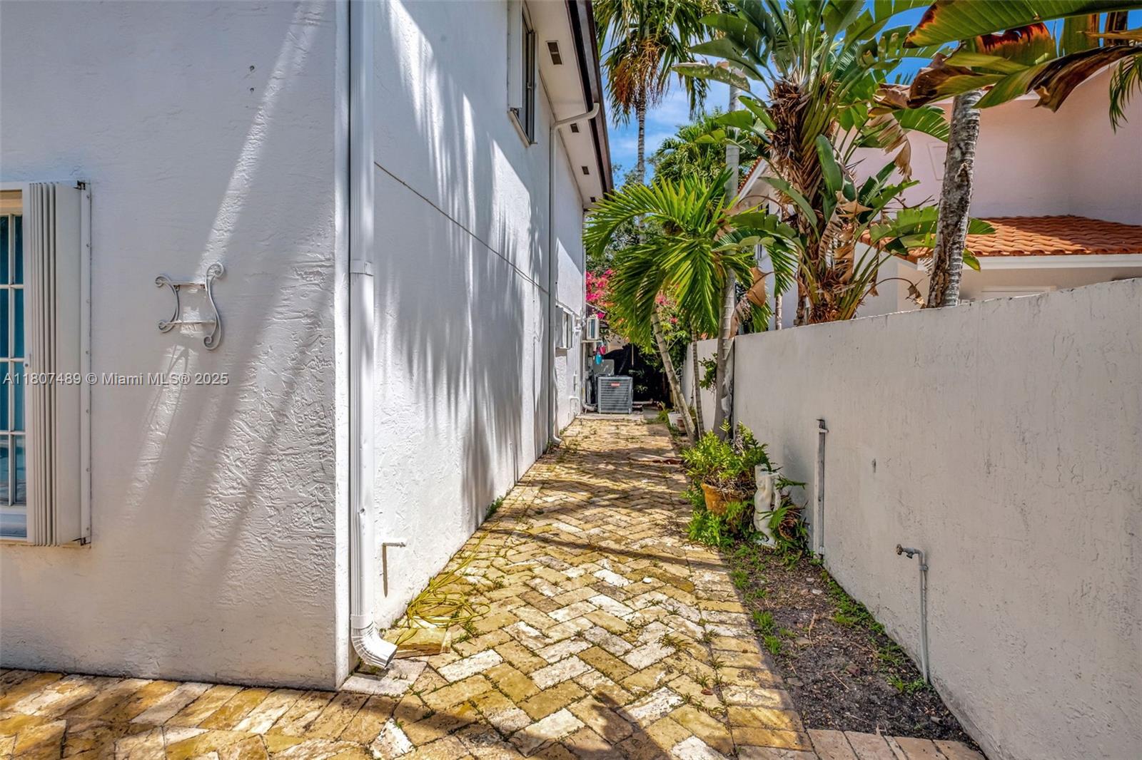 8360 Nw 159th Ter Property Photo 48