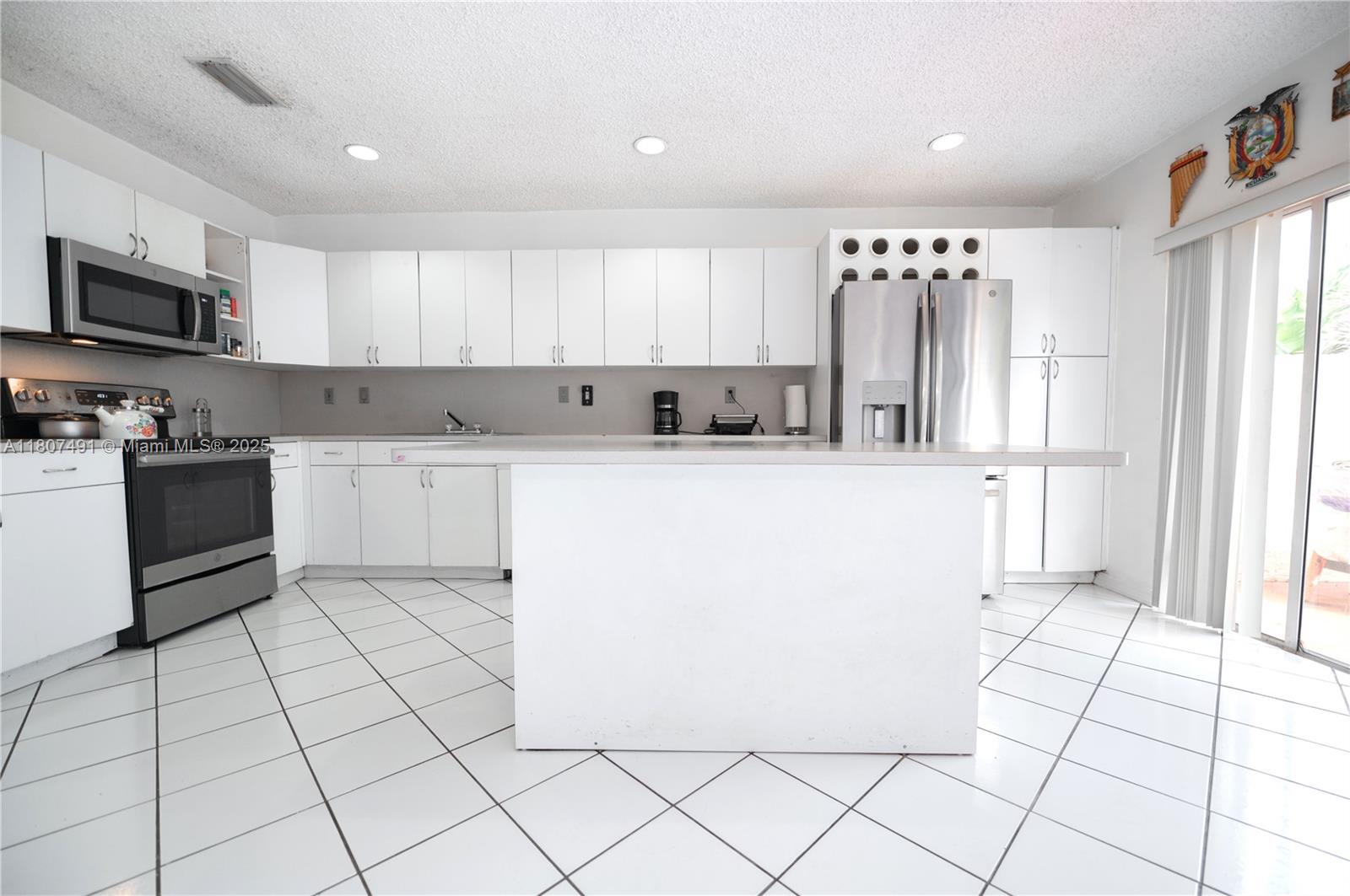11937 Sw 272 Ter Property Photo 4