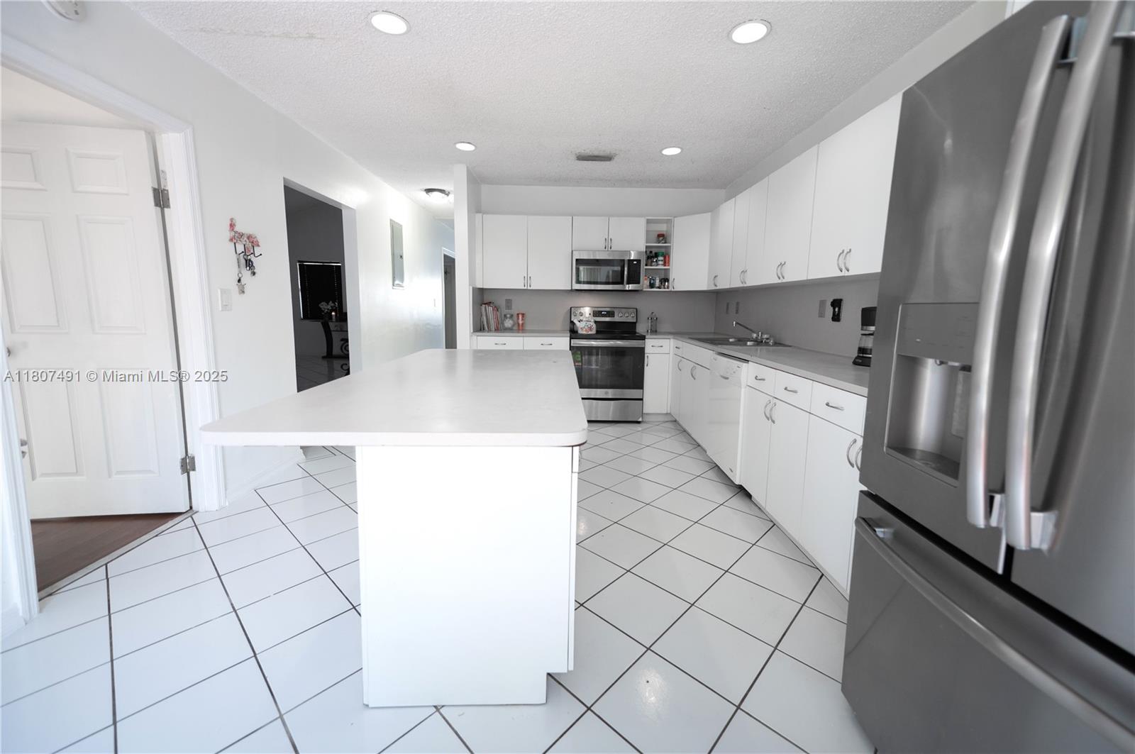 11937 Sw 272 Ter Property Photo 7