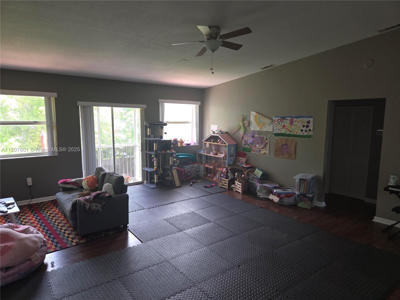 11903 Sw 273rd St Property Photo 3