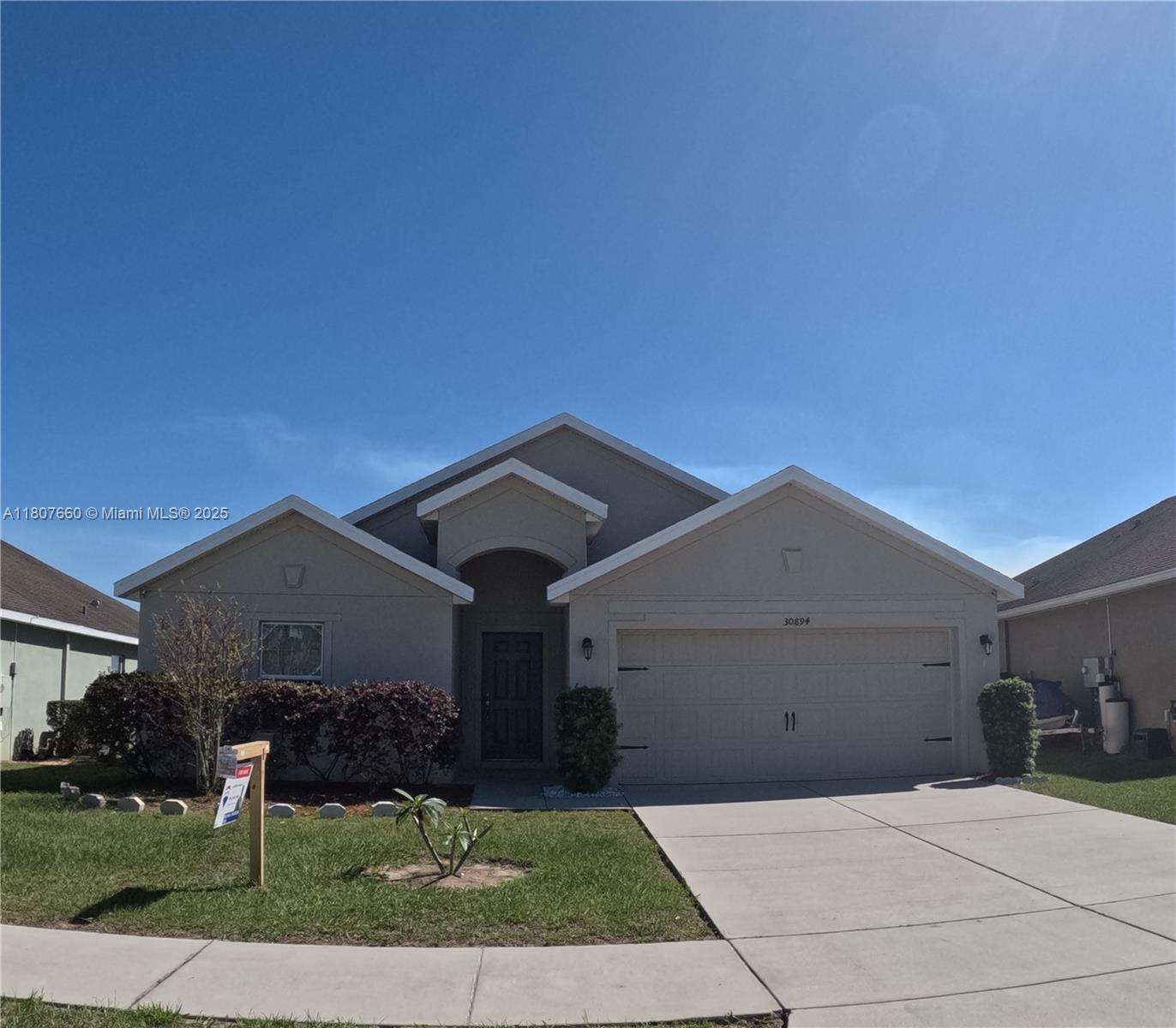 30894 Water Lily 1 Property Photo 1