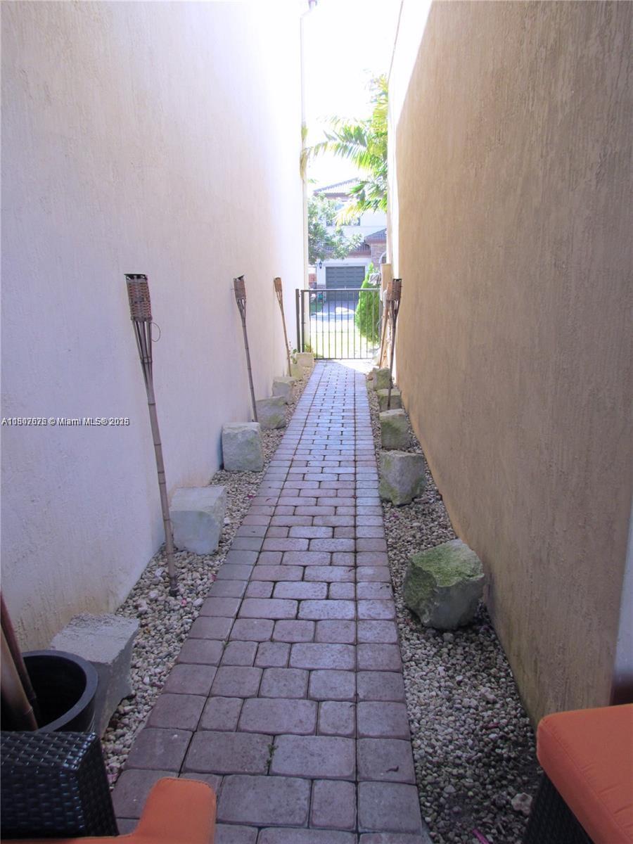 11343 Sw 239th St Property Photo 12