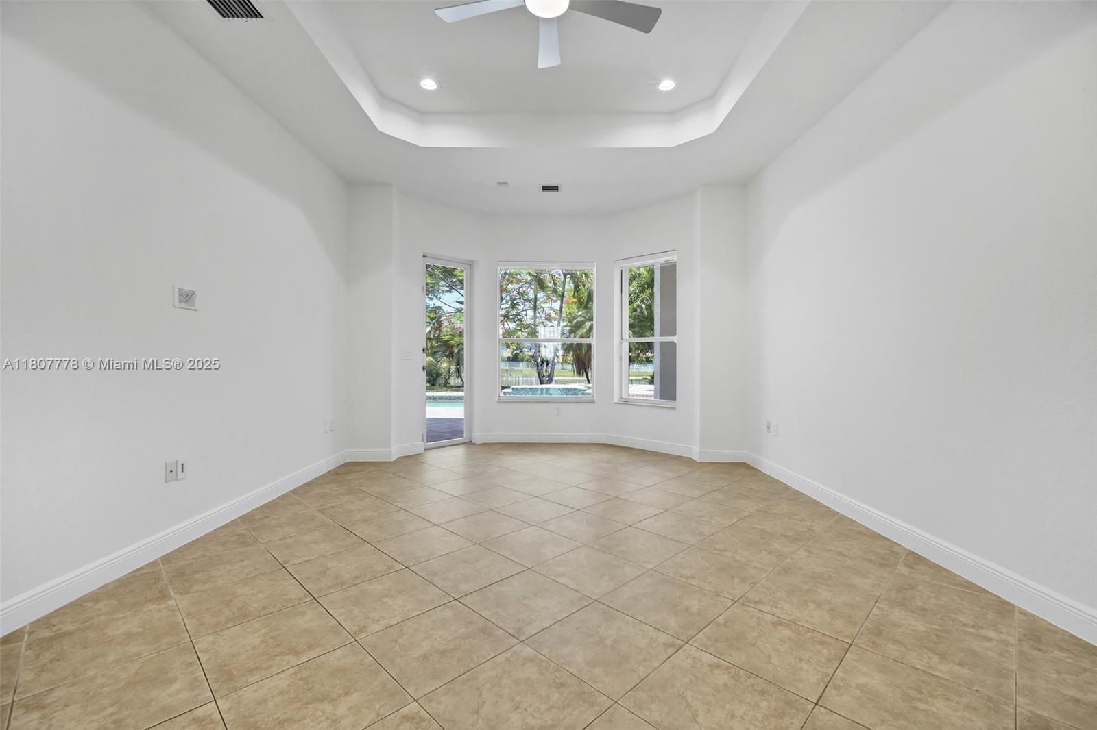 5466 Sw 187th Ter Property Photo 17