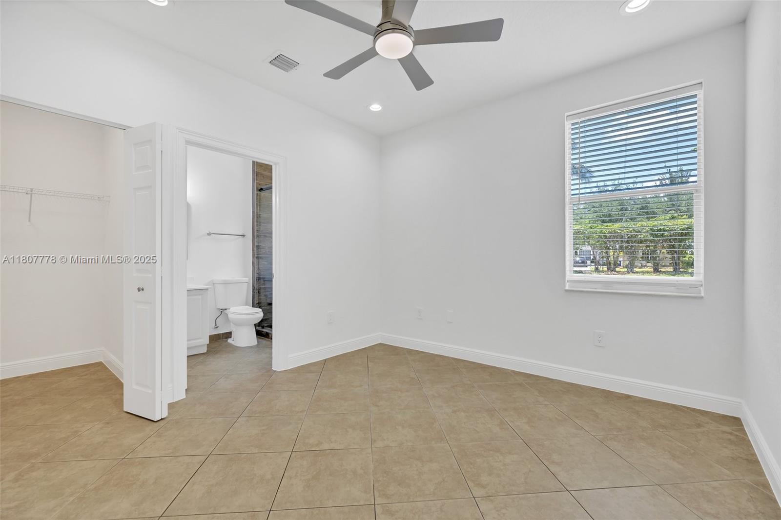 5466 Sw 187th Ter Property Photo 26