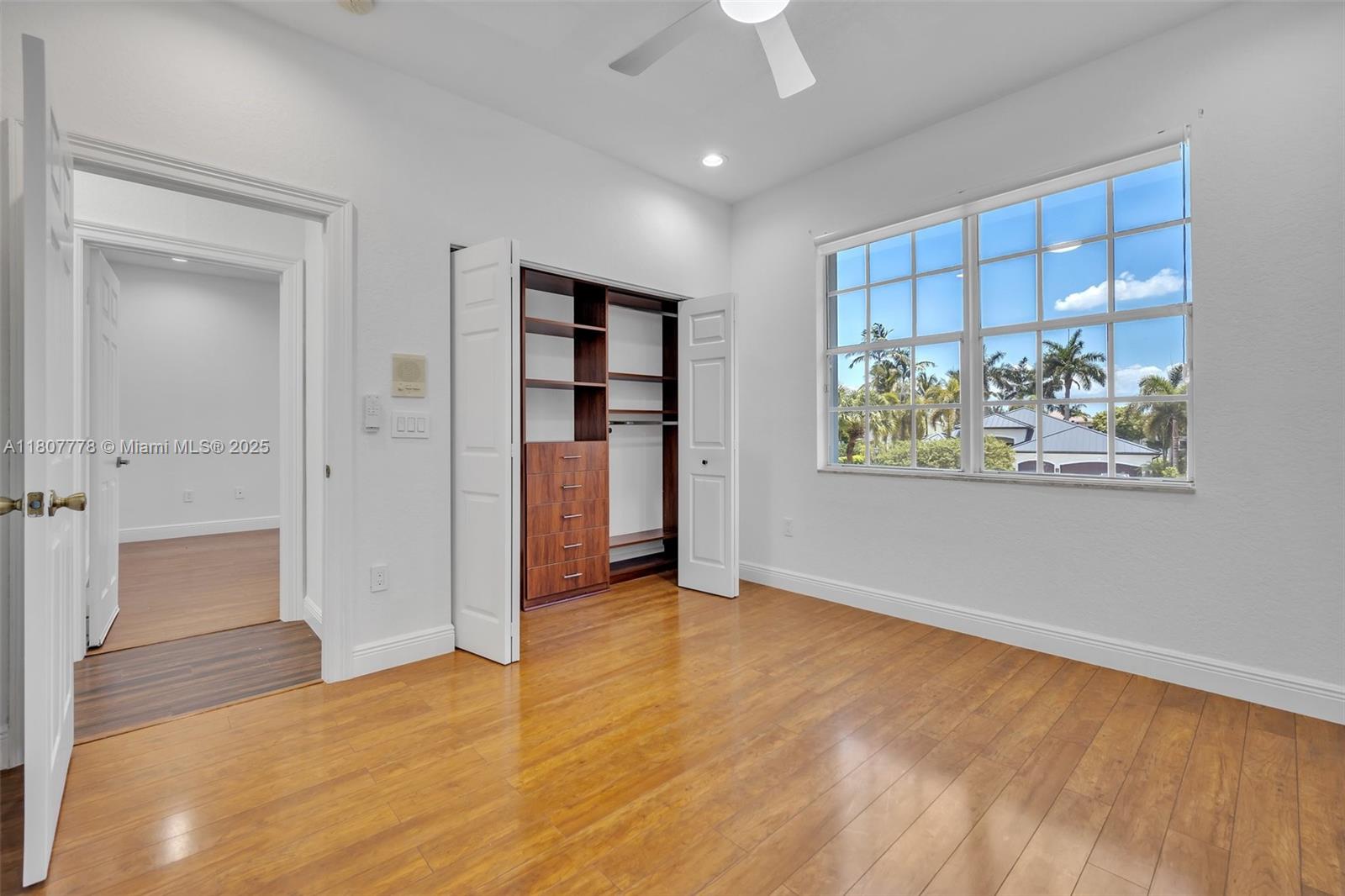 5466 Sw 187th Ter Property Photo 35