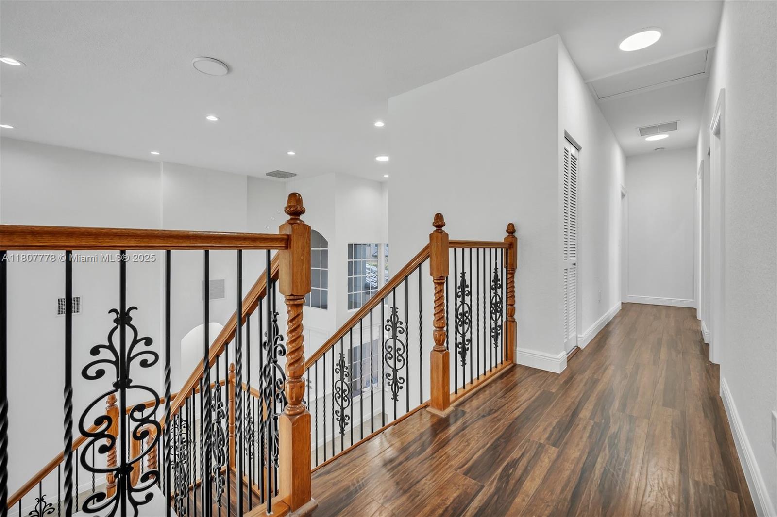 5466 Sw 187th Ter Property Photo 39