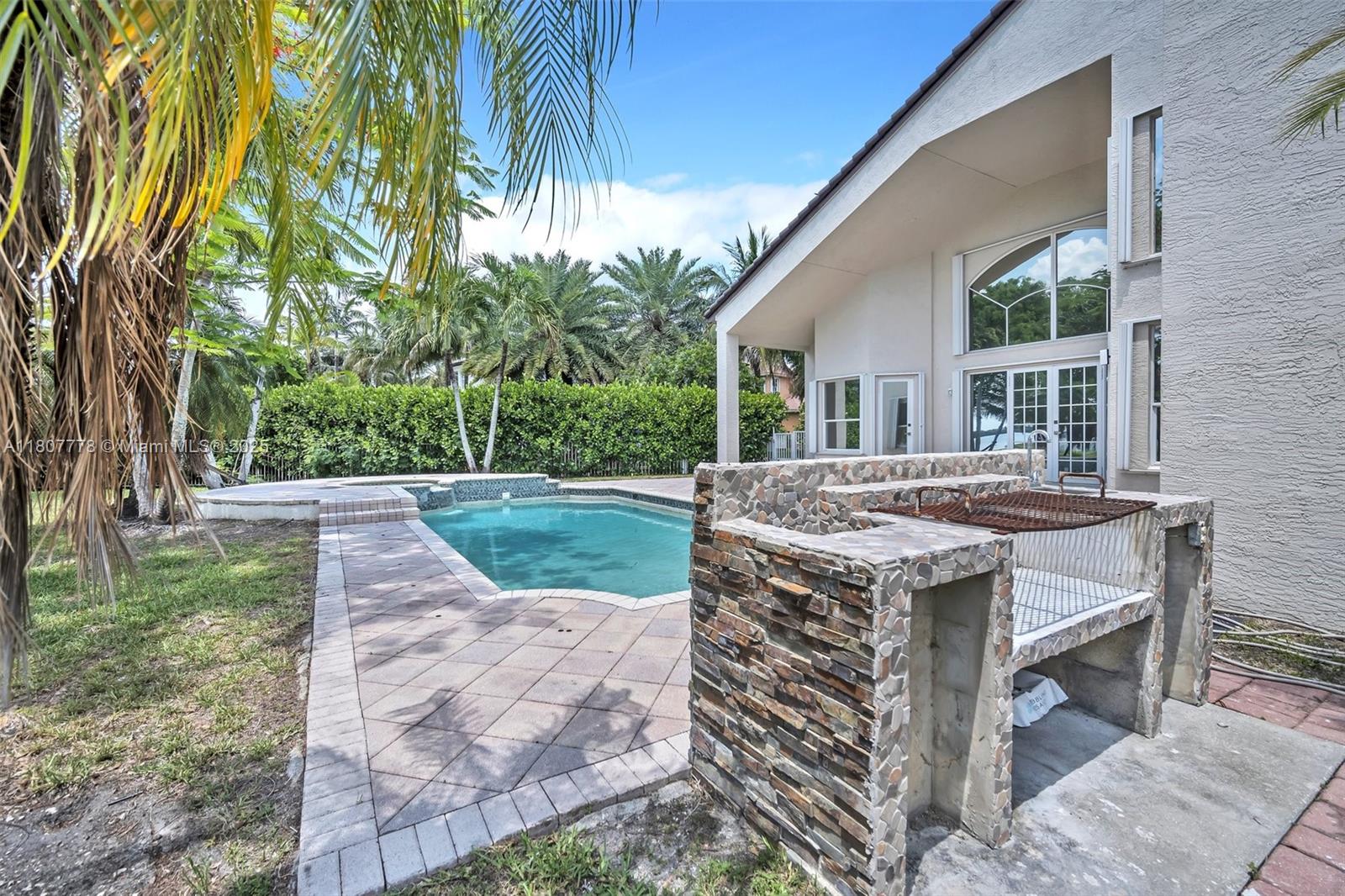 5466 Sw 187th Ter Property Photo 50