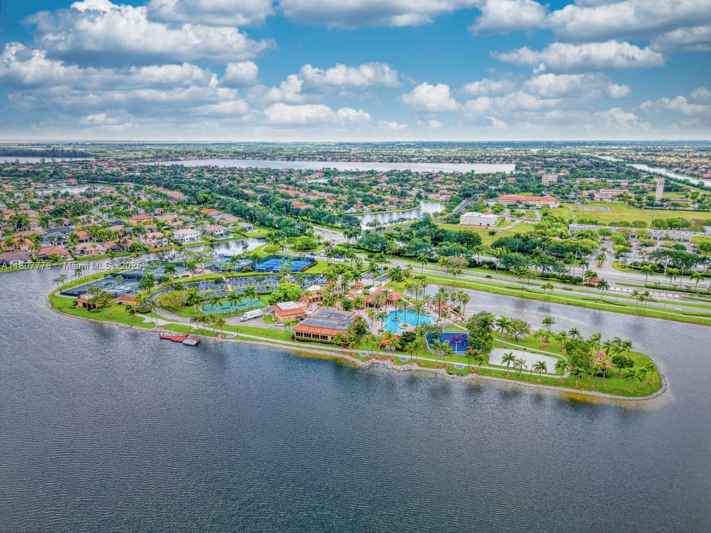 5466 Sw 187th Ter Property Photo 72