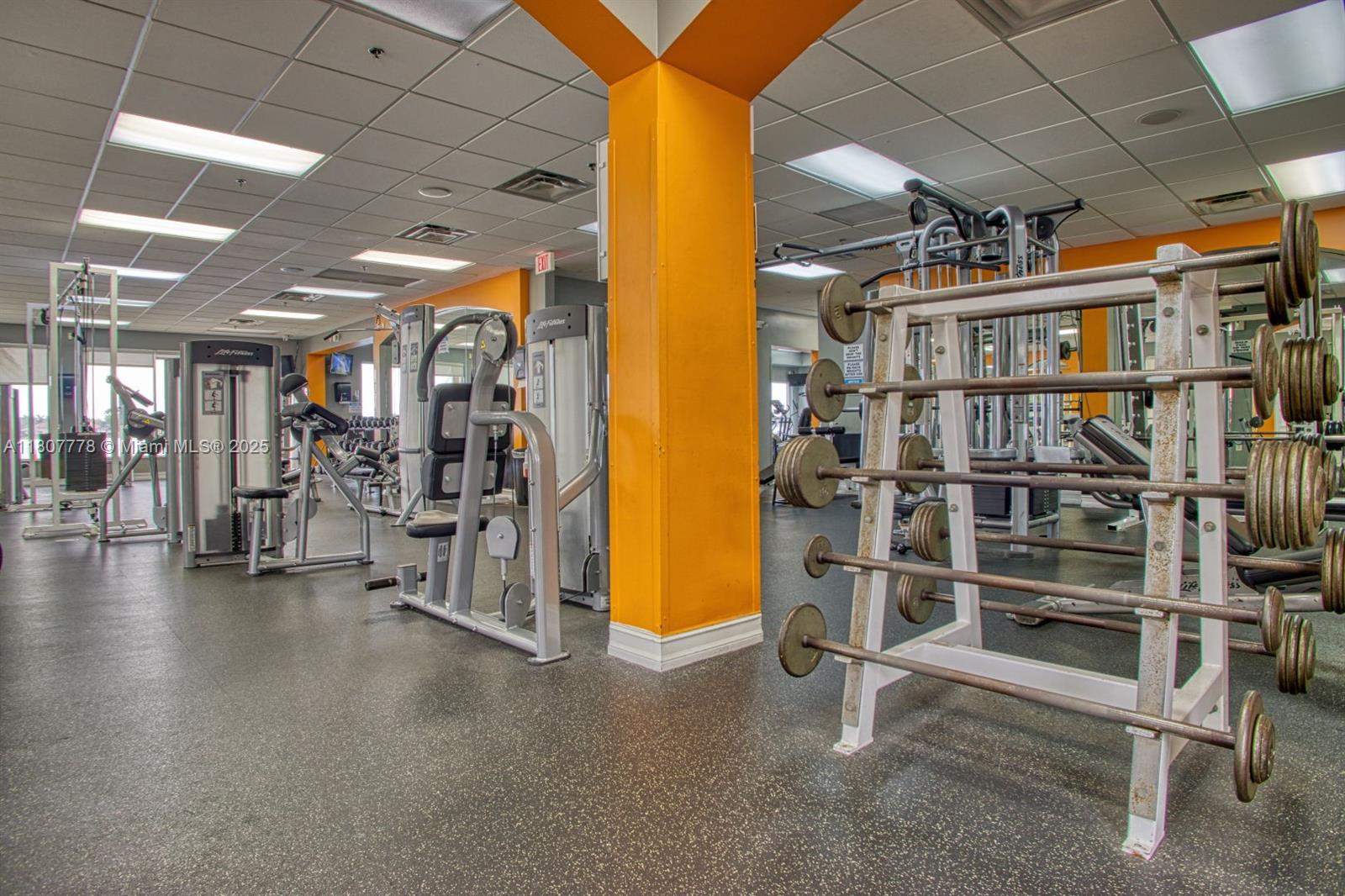 5466 Sw 187th Ter Property Photo 81