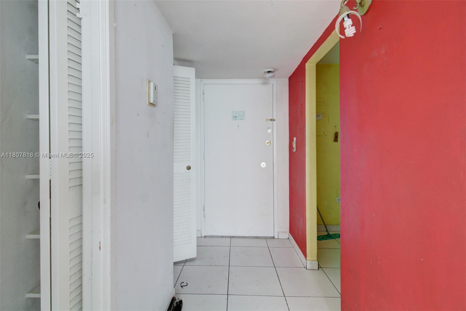 7135 Collins Ave 934 Property Photo 7