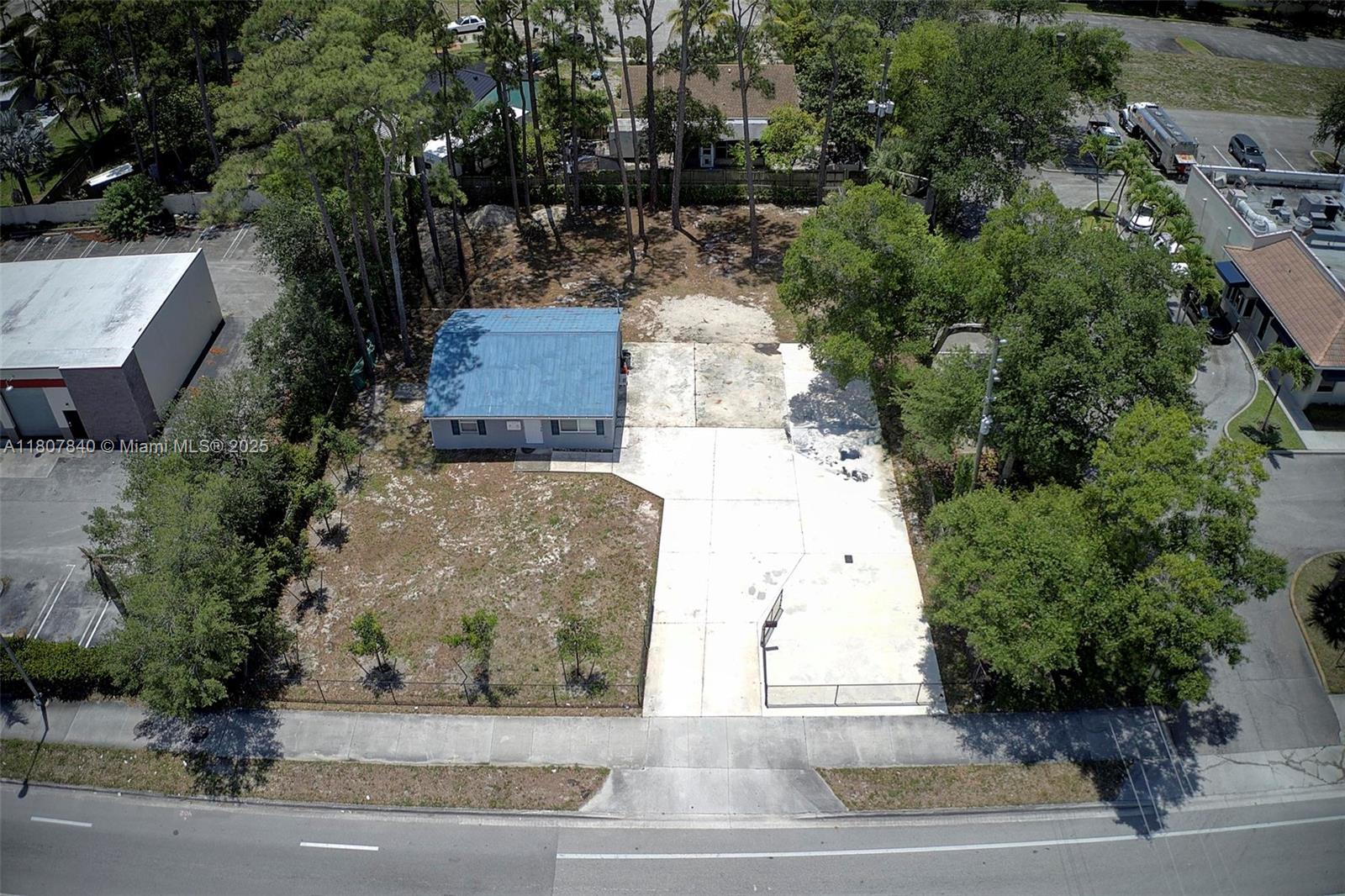 4736 Lake Worth Rd Property Photo 1