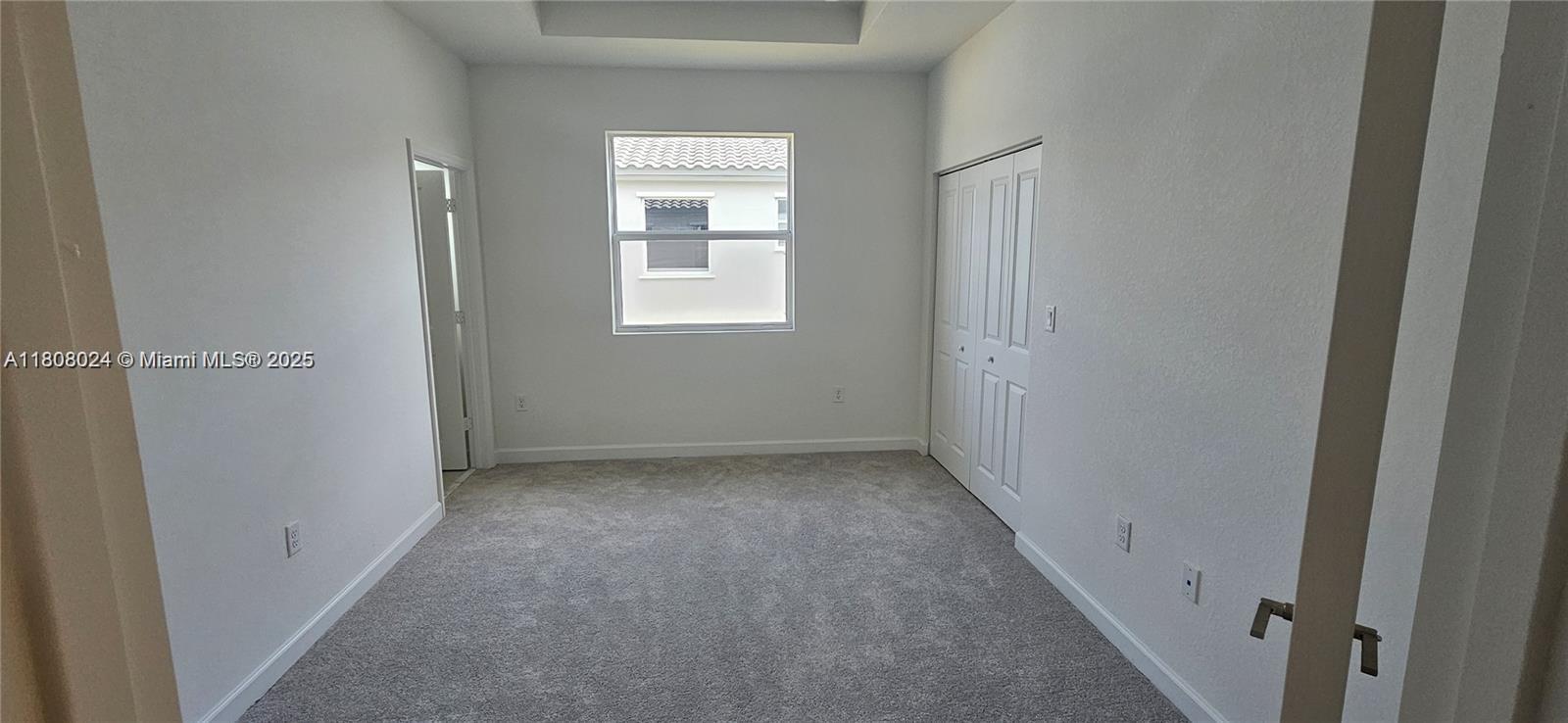 1181 Se 1st Property Photo 23