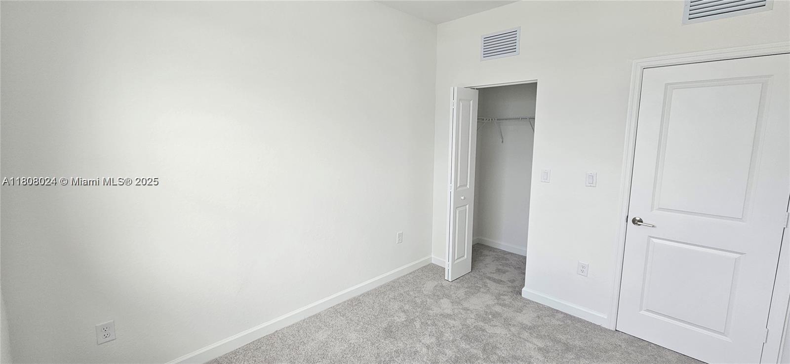 1181 Se 1st Property Photo 47