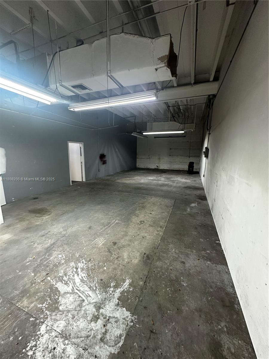 3215 Nw 7th St Property Photo 5
