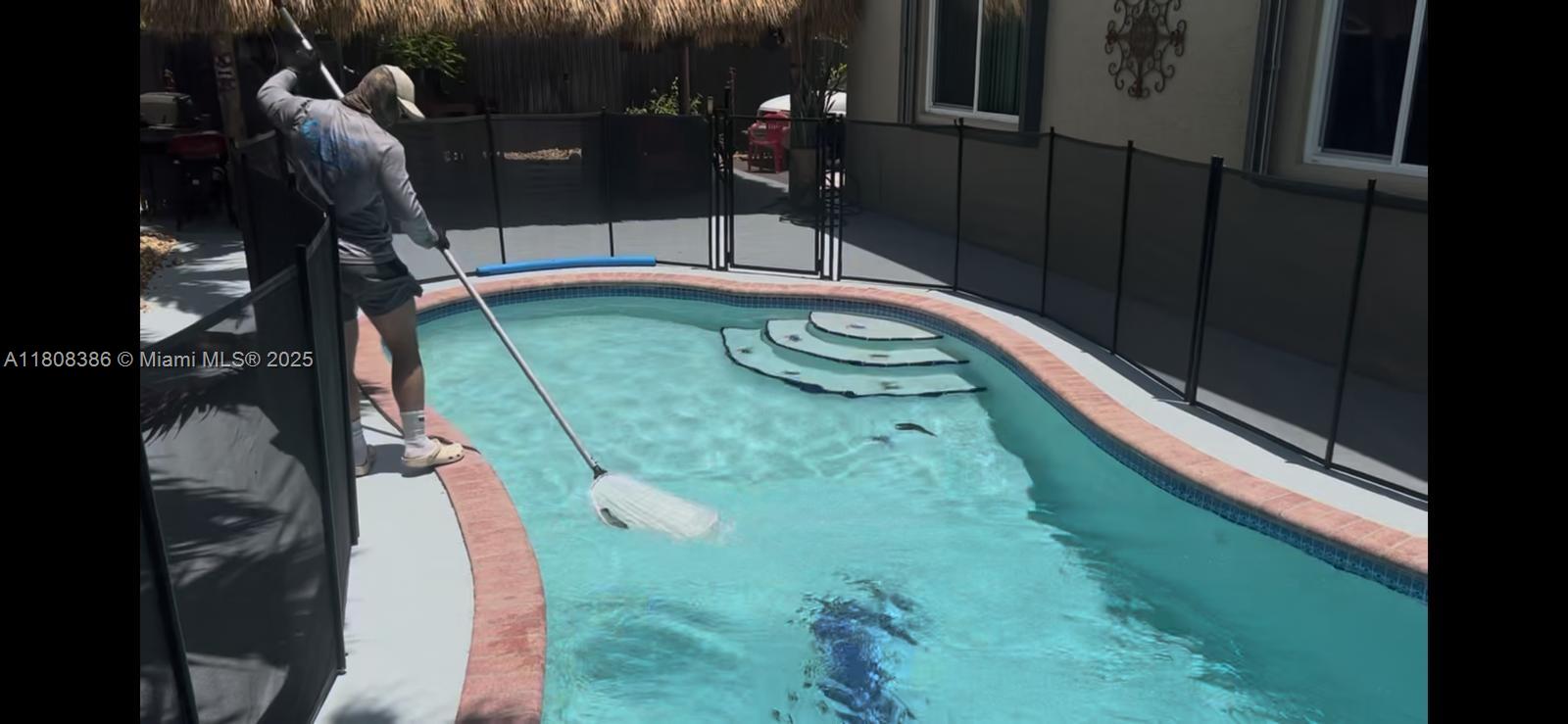 Profitable, Insured Pool Maintenance And Repair Business For Sal Property Photo 2